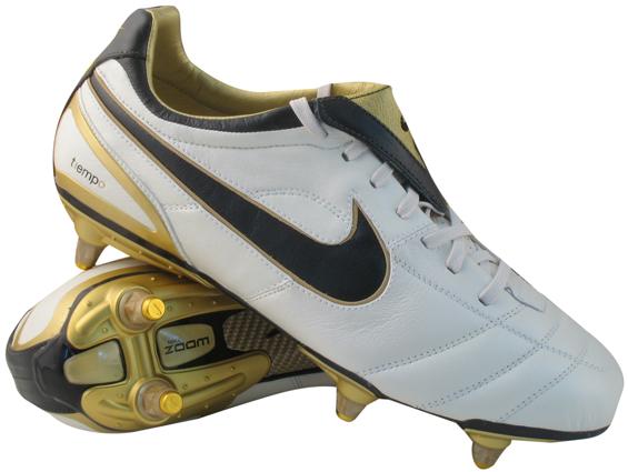 Vos chaussures de foot D_7355