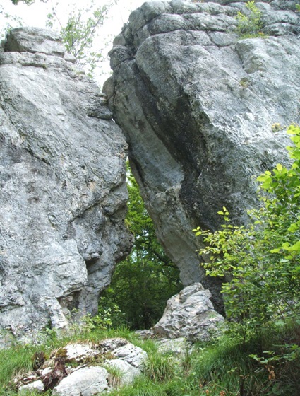 Rochers du matin Rochers_des_sarrazins_dondon