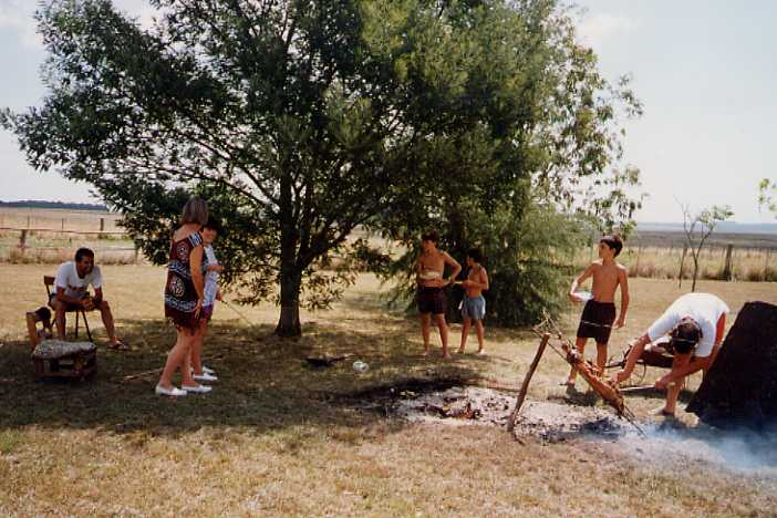 Planteo de futuros viajes.... - Página 2 Asado_aguape