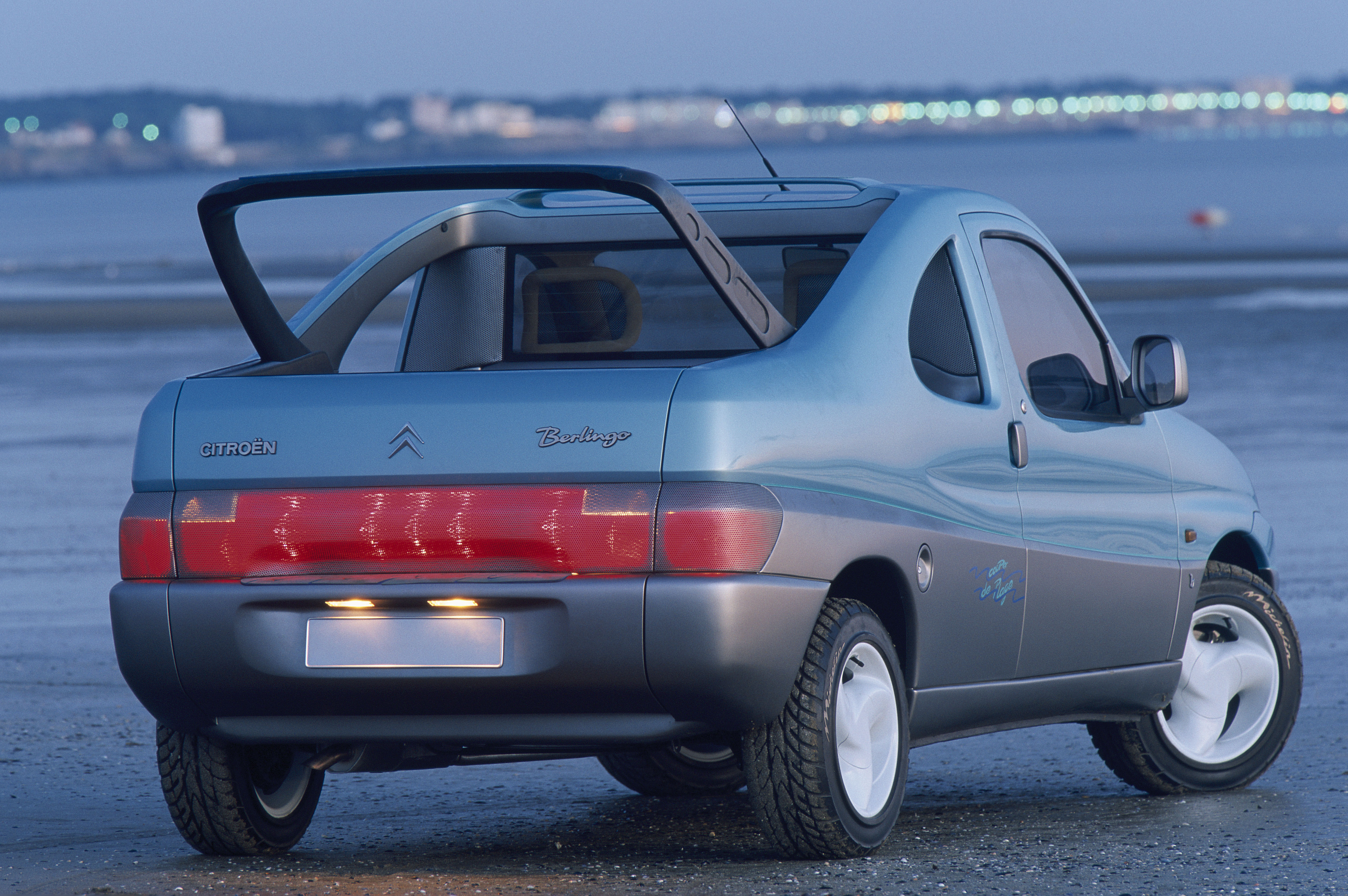 1996 - [PARIS] Bertone Citroën Berlingo Coupé de Plage 1996-Citroen-Berlingo-Coupe-de-Plage-03