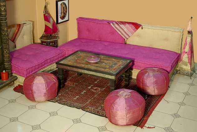 إلى الذين يريدون تصميم صالوناتهم - آخر مستجدات الصالون المغربي Salon-marocain-moderne-1285058214