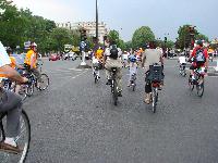 Paris Rando Vélo : rendez-vous des membres du forum et photos (septembre 2006 à décembre 2007) [manifestation] - Page 11 Mini_0705061010352640538542