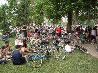 Paris Rando Vélo : rendez-vous des membres du forum et photos (septembre 2006 à décembre 2007) [manifestation] - Page 11 Mini_0705061034562640538625