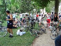 Paris Rando Vélo : rendez-vous des membres du forum et photos (septembre 2006 à décembre 2007) [manifestation] - Page 11 Mini_0705061044082640538649