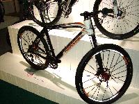 Petite visite au salon du cycle : Mini_071004010643142181293531