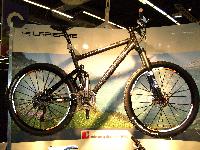 Petite visite au salon du cycle : Mini_071004125547142181293504