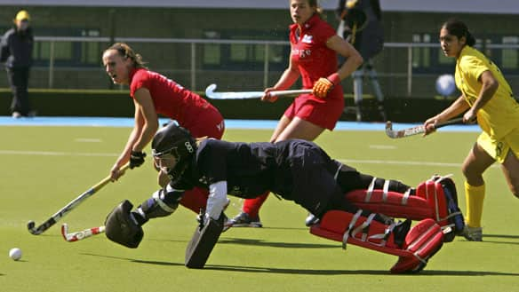 Bonnes / mauvaises nouvelles journalires ! - Page 2 Field-hockey-essentials-1