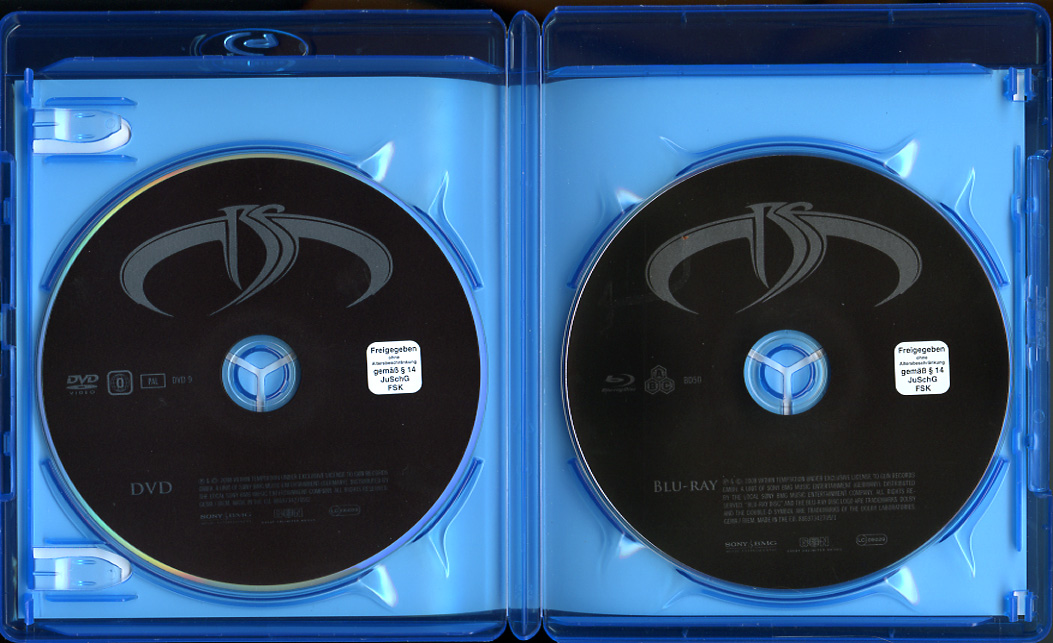 Black Symphony. Deluxe Blu-Ray + DVD. 2008 Withintemptation_blacksymphony_bluray_3