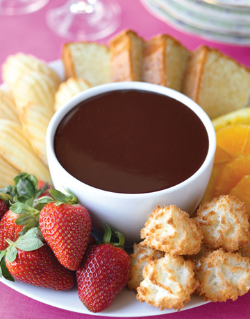 |:♥:‏ {فوندو الشوكولاته} عندما تــ ع ـشق الشوكولاته :♥:‏| Chocolate-fondue-2-0407-xlg