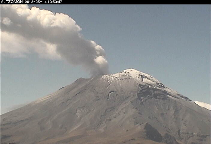  SEGUIMIENTO MUNDIAL DE VOLCANES DÍA TRAS DÍA . - Página 16 P0514122