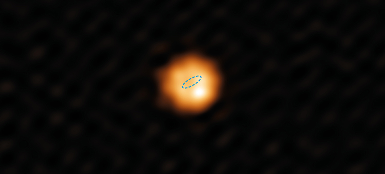 La imagen de Alma de una gigante roja da una visión del futuro del Sol  WHya_colour_1au_72dpi_750x340