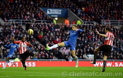 Sunderland 1-3 Chelsea: Mata và Torres tỏa sáng 2012-12-09.09.33.18-torressun