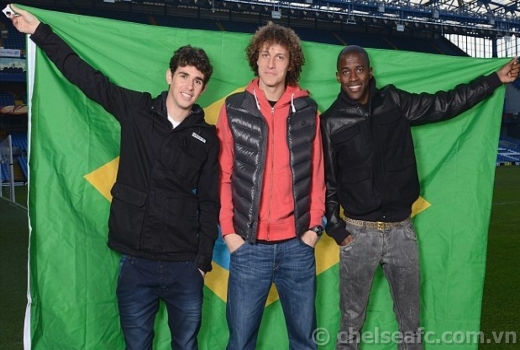 David Luiz: Ngôi nhà thứ hai  2013-03-06.02.45.10-ho2