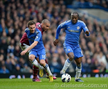 Chelsea 2-0 West Ham: Tiếp đà thăng hoa  2013-03-18.08.42.25-chelsea2-0westhammata