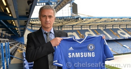 Mourinho đã nói gì trong buổi họp báo đầu tiên?  2013-06-11.01.35.32-mourinhogt2