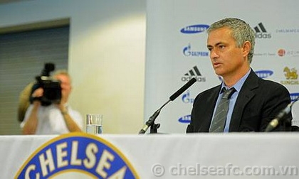 Mourinho đã nói gì trong buổi họp báo đầu tiên?  2013-06-11.01.35.51-mourinhogt3