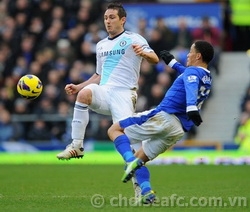 Chấm điểm Everton 1-2 Chelsea: Lampard, gừng càng già càng cay!  LAMPARD%20EVERTON%20256487