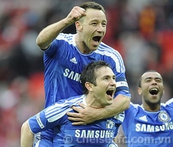 Terry mong BLĐ Chelsea giữ chân Lampard  Terry%20Lampard%20SDF