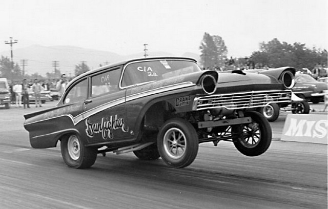 3) LES DRAGSTERS "Photos en mode WHEELINGS", (82 Photos). 038