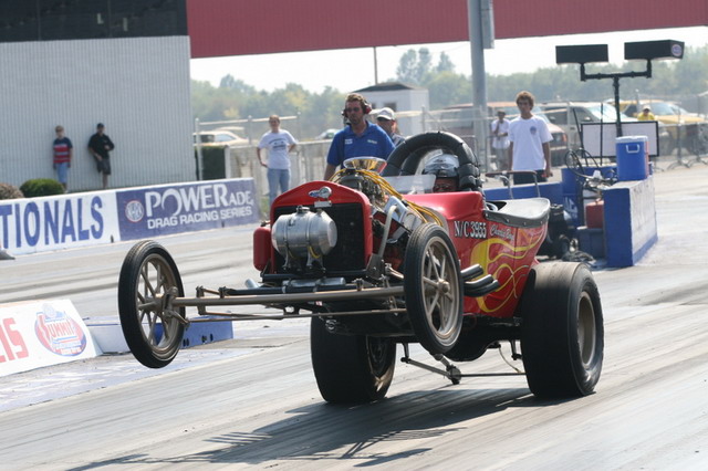 LES DRAGSTERS ANCIENS...Une aventure sur Humaine (1)! 046