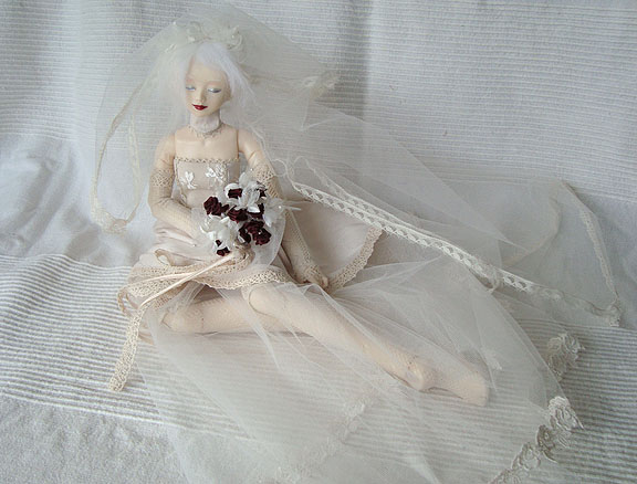 Tibre [Unoa sleeping] Ivory bride Tibre05