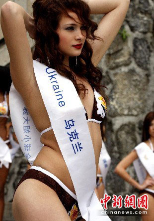 Miss Beauty of the World 2010 new pics ( Miss Vietnam also...) U86P4T366D5566F11507DT20100430152534