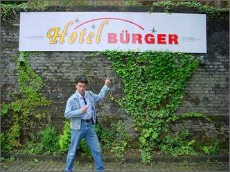 Moderators getting a bit Chinese? Hotelburger