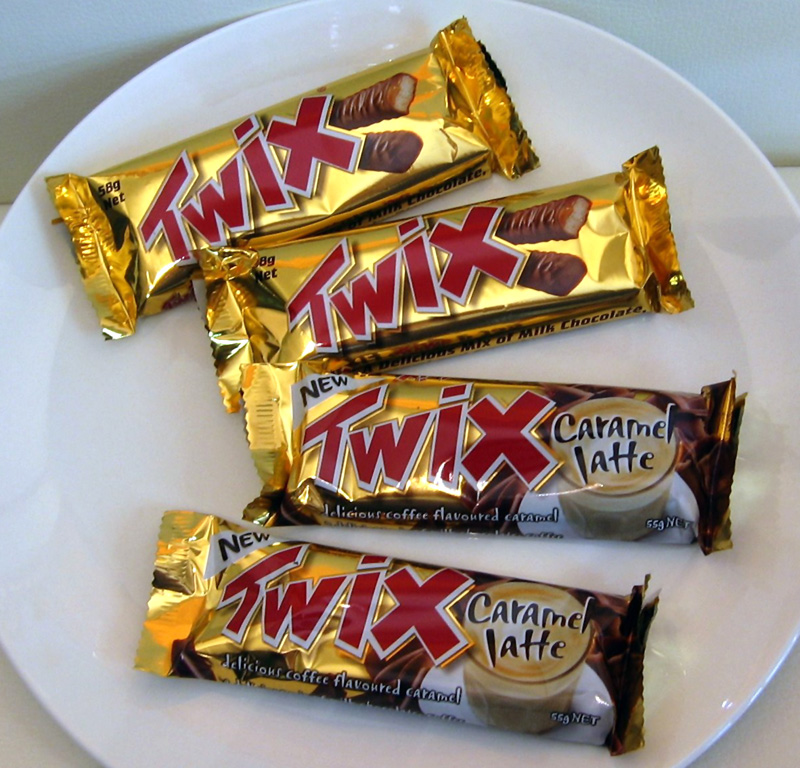 انواع الشوكولاته Twix-caramel-latte-1