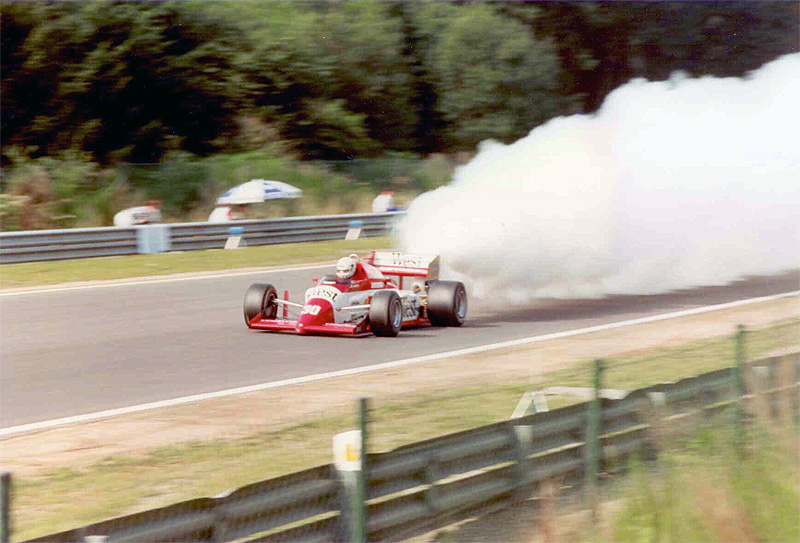 1987 - Sala de Imprensa - Página 3 Zakspeed_F1_Spa_1985