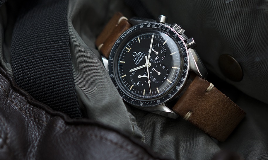 Cherche montre à tout faire et lisible  - Page 2 Omega-Speedmaster-Moonwatch1