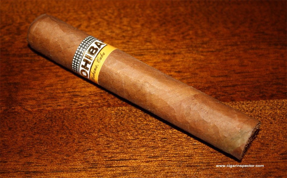 Ma passion des Cigares Cohiba-robusto-front-b