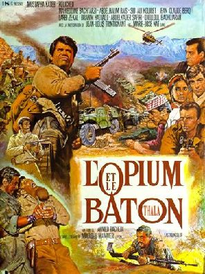 من اروع افلام عن الثورة الجزائرية فيلم L'Opium et le Baton L_opium_et_le_baton