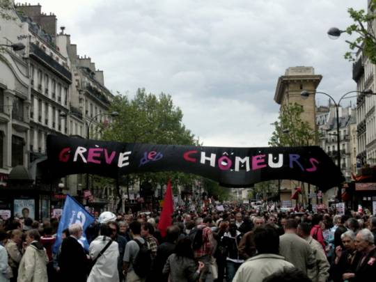 Grve des chmeurs et des prcaires en France le 3 mai 540-x-1erMai2010Paris