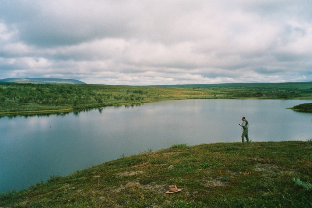 Fond d'crant Lake