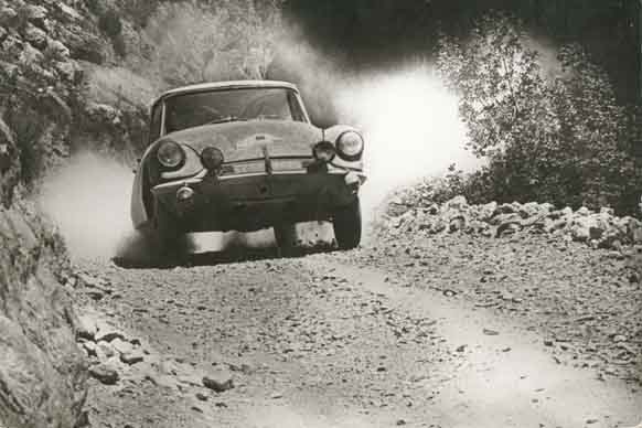 [RETRO]  Photos d'anciennes dans leur environnement - Page 2 Dsrallye5