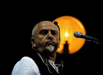 Peter Gabriel: "No tengo problemas en volver a tocar en Genesis". Peter-Gabriel-live-2007