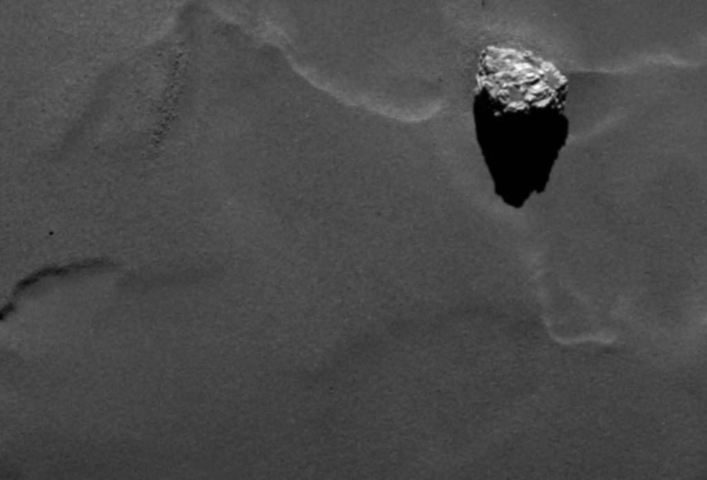 Reportage ..... dall'Universo. - Pagina 11 ESA_Rosetta_OSIRISnac_Boulder_Closeup-1024x696