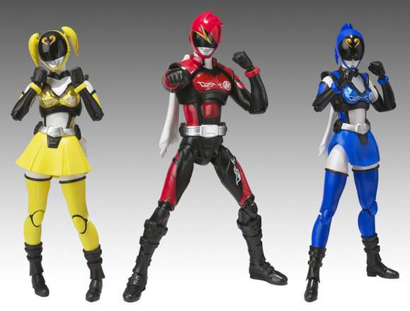 Hikōnin Sentai Akibaranger (le Sentai non-officiel!) SHFIGUARTS_AKIBARANGER_JUNE2012_BANDAI_3360_0