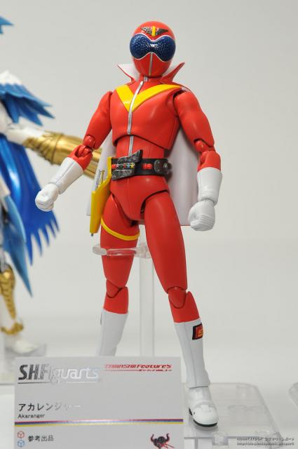 [Bandai]  S.H. Figuarts - Goranger Red  055