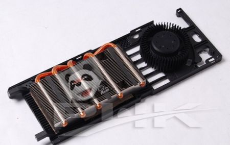 Bientôt une GTX 580 Gtx580_cooler_3