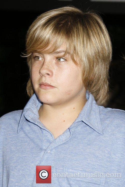 اجمل رجال في العالم واجمل نساء في العالم % إهداء للمرحه % Dylan_sprouse_1935924