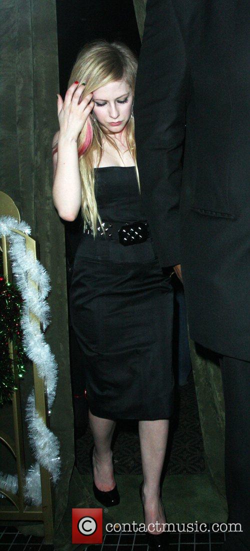    Avril_lavigne_2225154