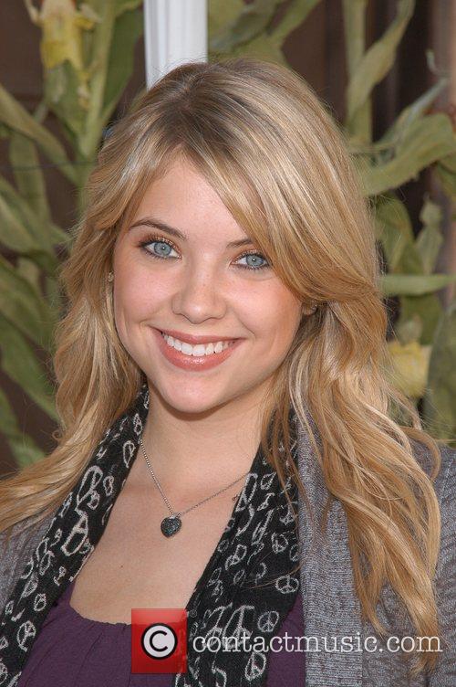 Vasilisa Dragomir (Lissa) Ashley_benson_2140739