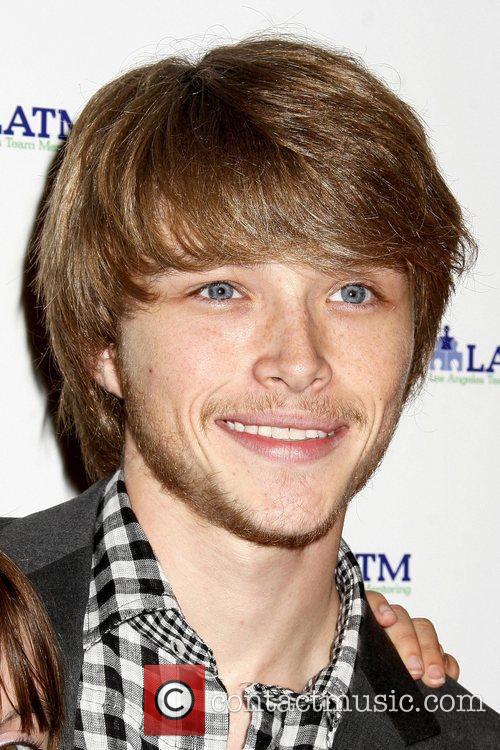 Twitter de Sterling Knight Sterling_knight_of_%27sonny_with_a_chance%27_5328178