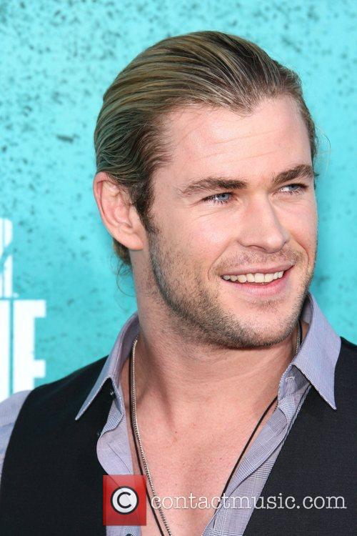 Sala de Estar - Lareira Chris-hemsworth-mtv-movie-awards-at-universal_5858133