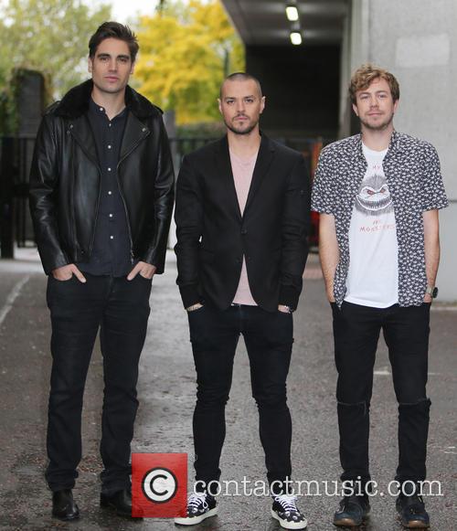 ¿Cuánto mide James Bourne? - Real height Celebrities-at-the-itv-studios_5415867