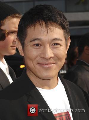 الأسطورة Jet Li Jet_li_1978486