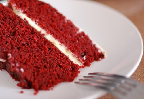 Red Velvet Cake Red-Velvet-Cake-with-Cream-Cheese-Frosting-1-500x343