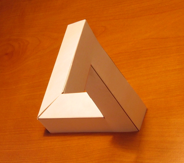 illusion Penrose-impossible-triangle