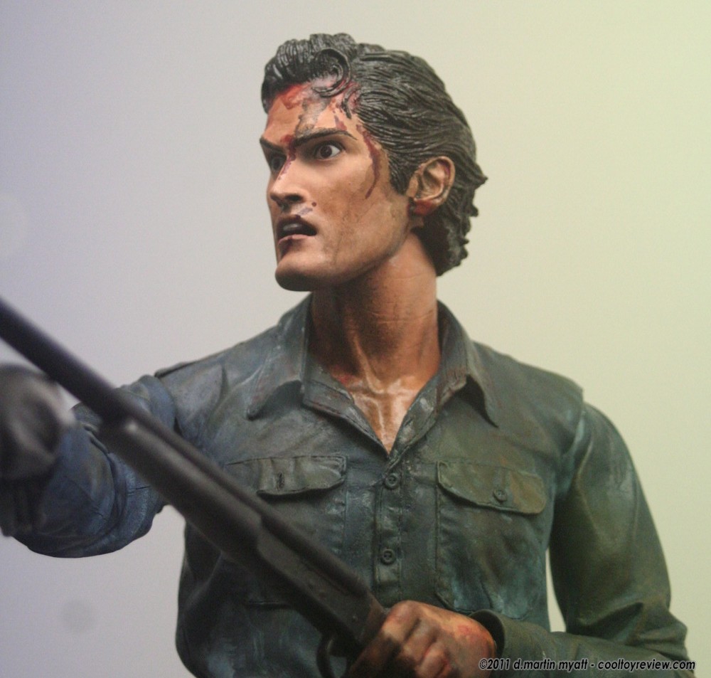 [SDCC 2011] Neca - Evil Dead 2 IMG_8196